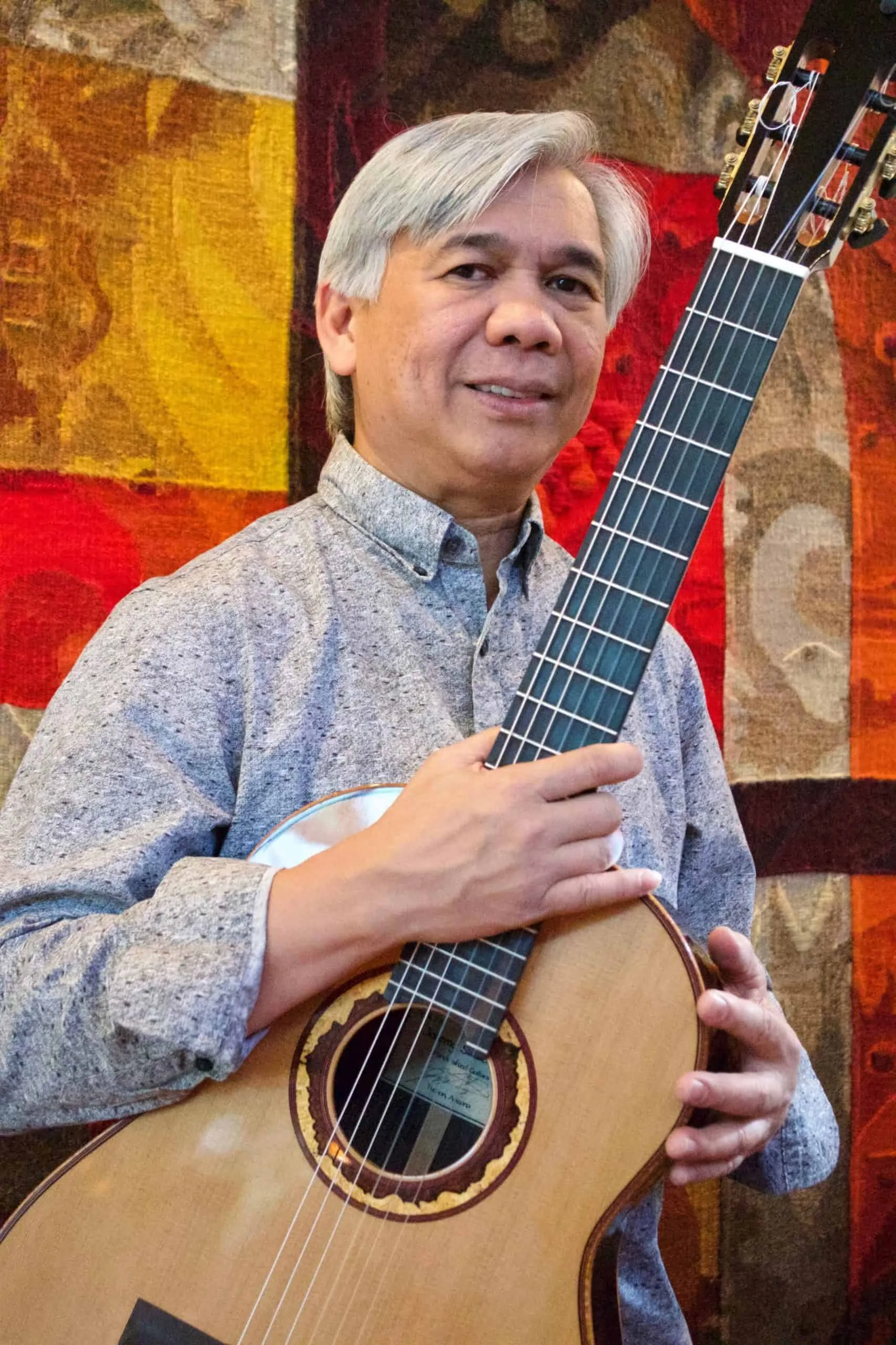 angelito-agcaoili-guitar1 angelito-agcaoili-guitar1
